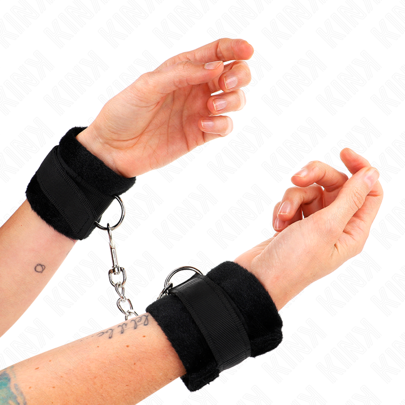 KINK - BEGINNER PELZ HANDFESSELN SCHWARZ 30 X 7 CM